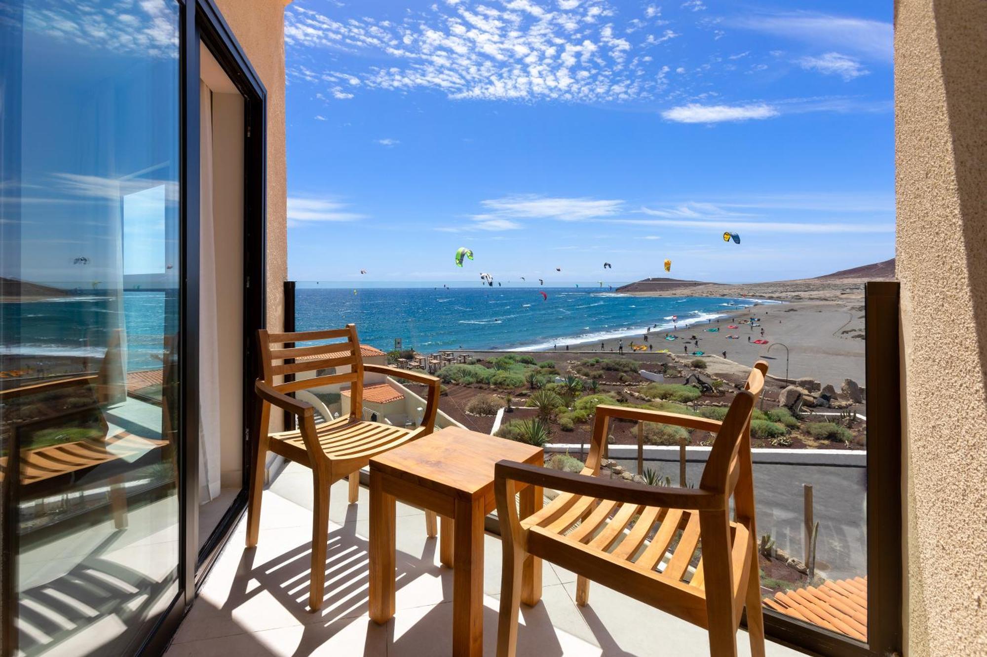Playa Surf Cbbc Hotel El Médano Exterior photo